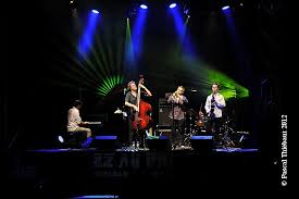 2012 avec KYLE EASTWOOD